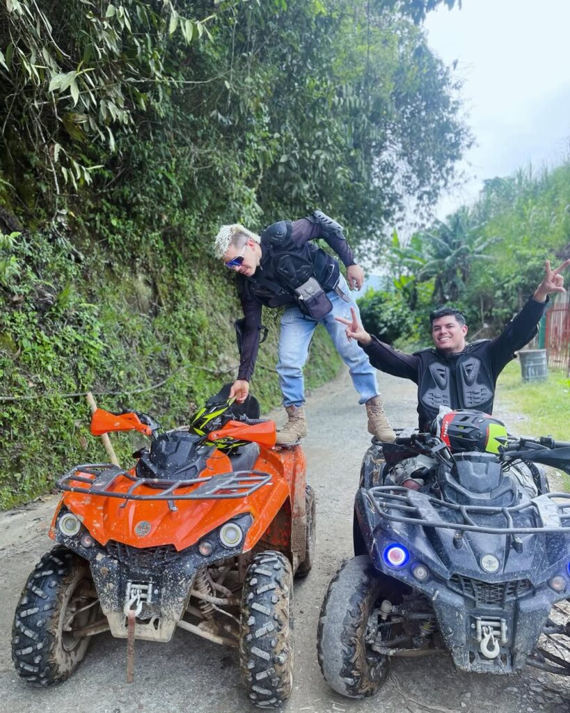 Aventura en Cuatrimoto 4x4 por las Montañas y Bosques de Medellin