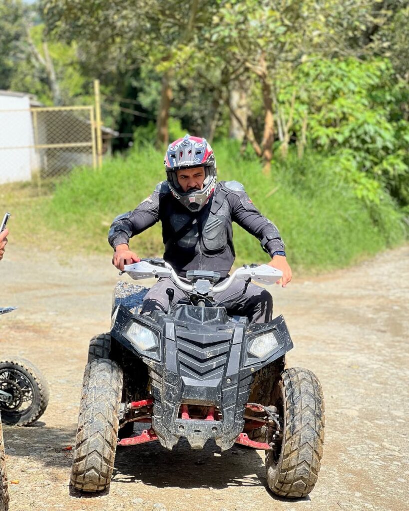 Aventura en Cuatrimoto 4x4 por las Montañas y Bosques de Medellin