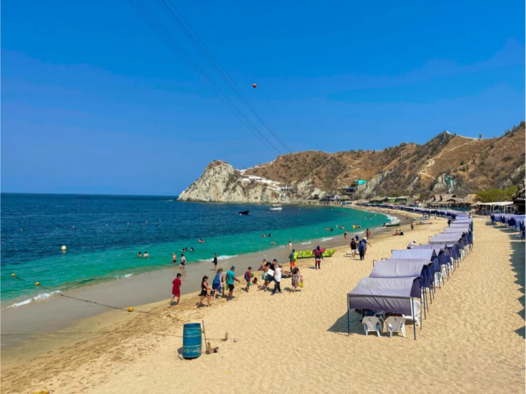 Tour a Playa Blanca con Entrada al Acuario mas Almuerzo